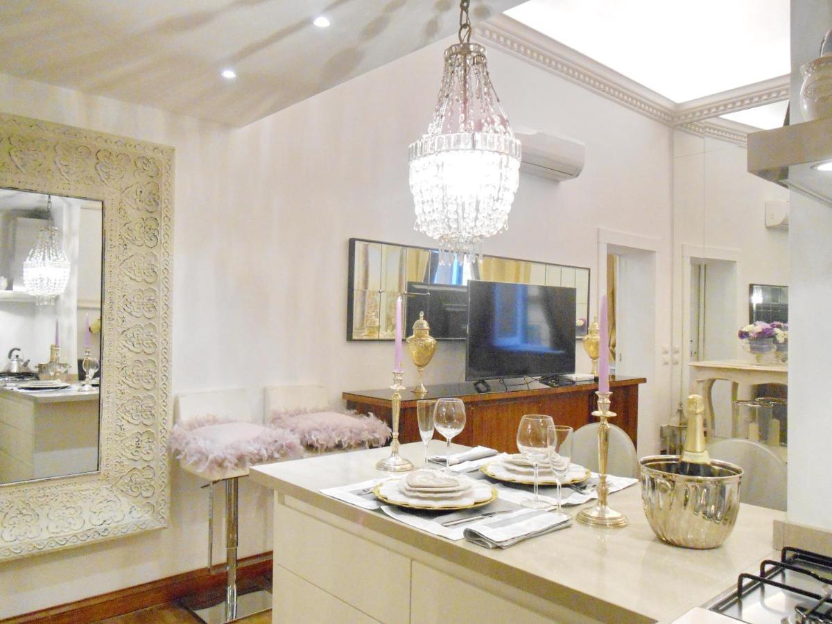 The Right Place 4U Roma Savelli Boutique Apartment Zewnętrze zdjęcie